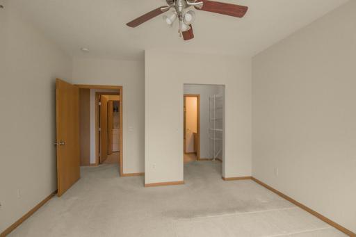 1341 Lake Drive W, B113, Chanhassen, MN 55317