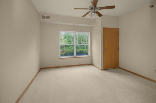 1341 Lake Drive W, B113, Chanhassen, MN 55317