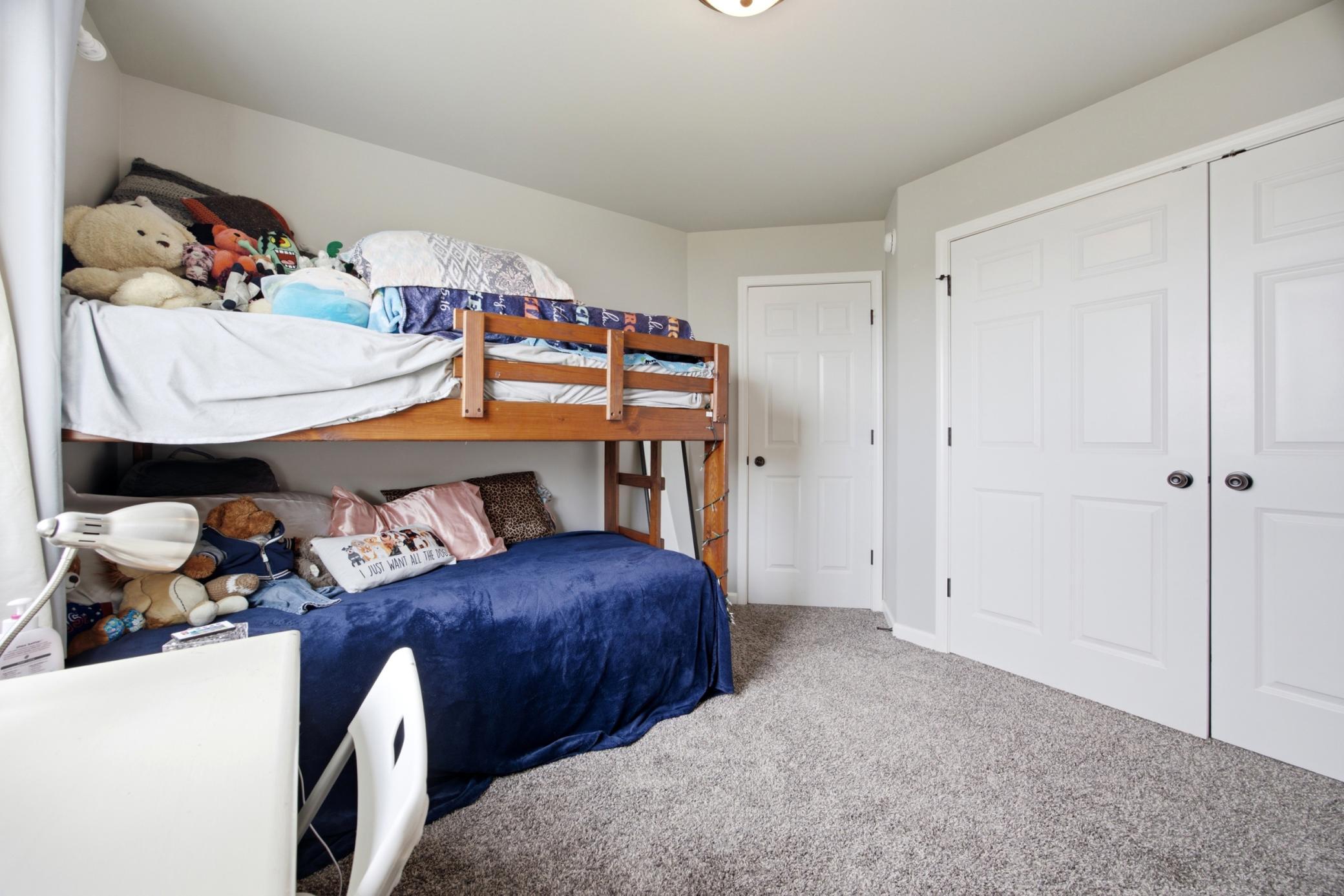 Bedroom 2 (2)