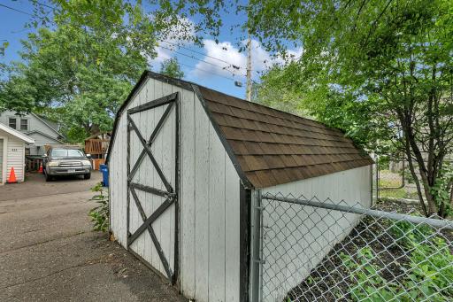 Storage shed