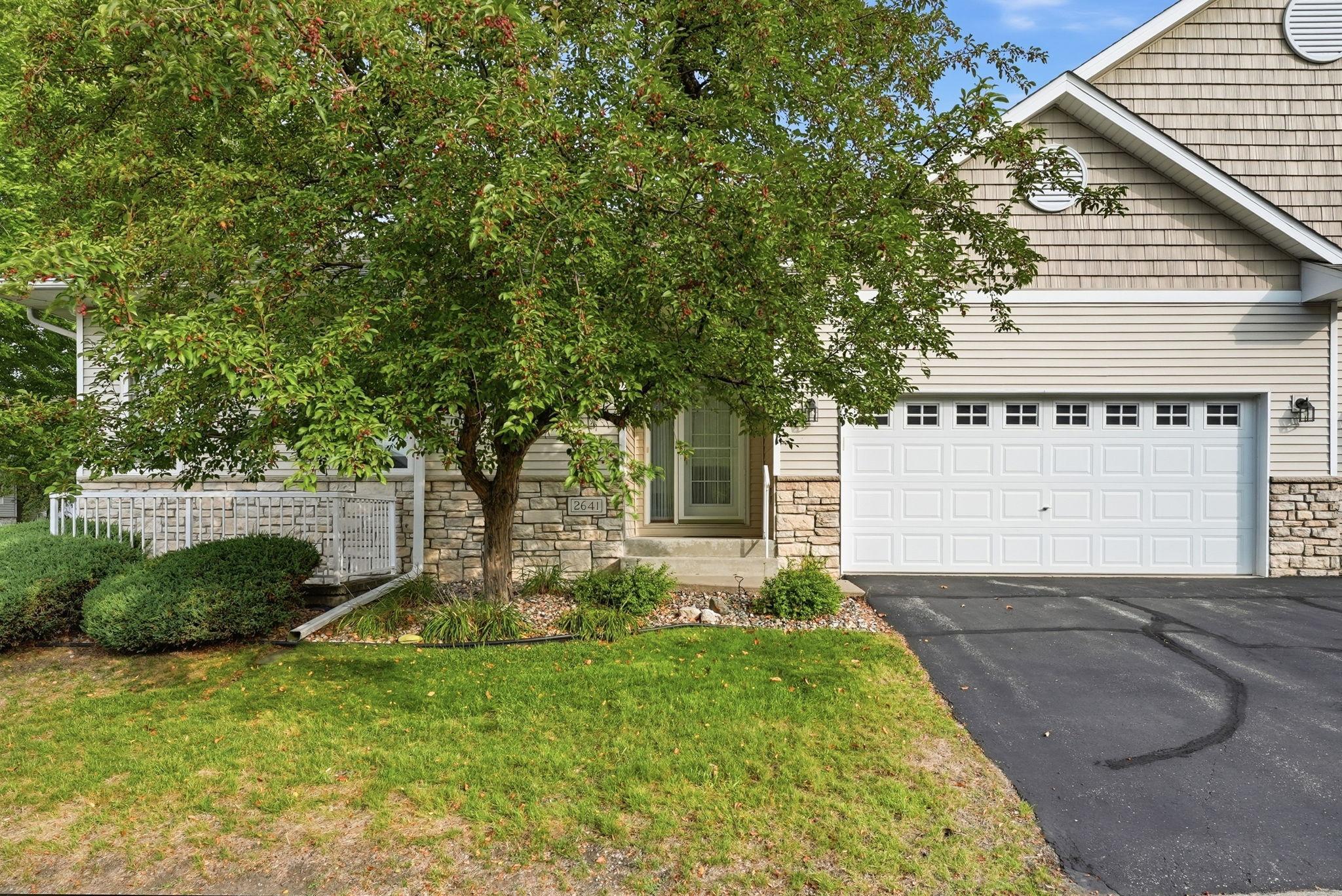 Property photo for 2641 Boulder Way, Burnsville, MN 55337