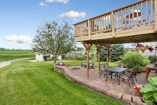 1006 24th Avenue NW, Austin, MN 55912