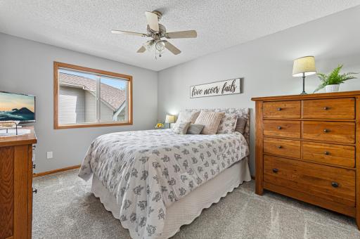1006 24th Avenue NW, Austin, MN 55912