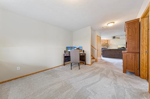 1006 24th Avenue NW, Austin, MN 55912