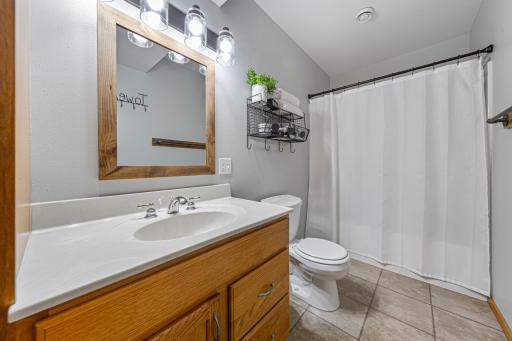 1006 24th Avenue NW, Austin, MN 55912