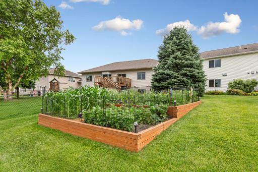 1006 24th Avenue NW, Austin, MN 55912