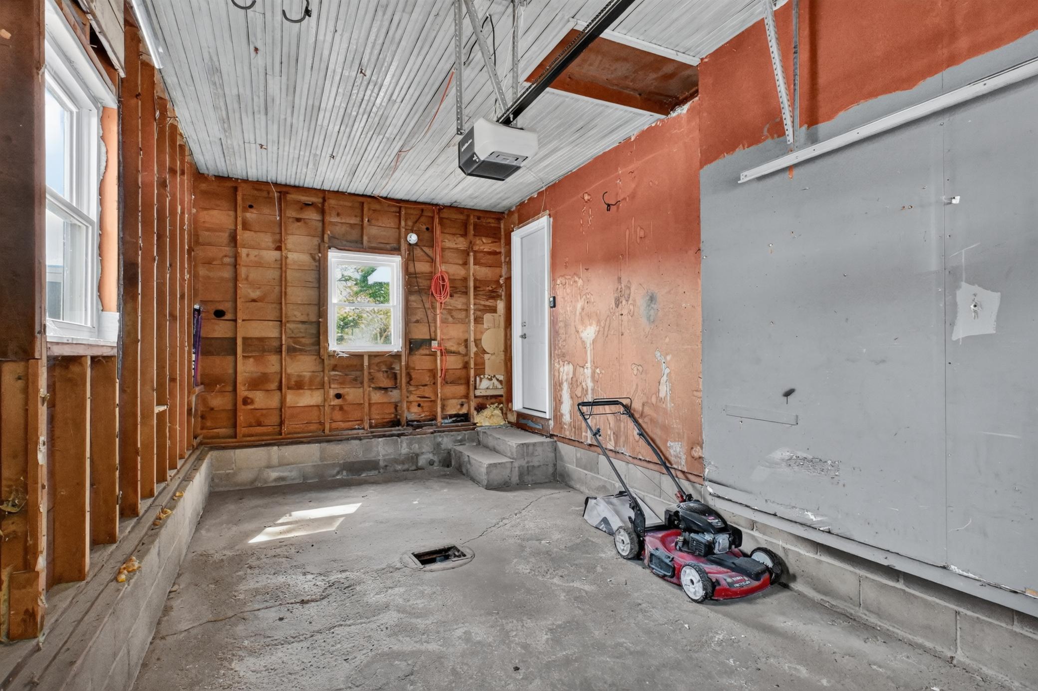Attached Garage