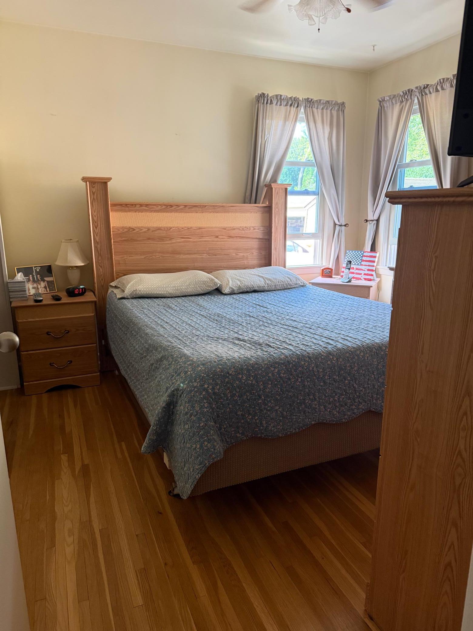 Bedroom 1.jpeg