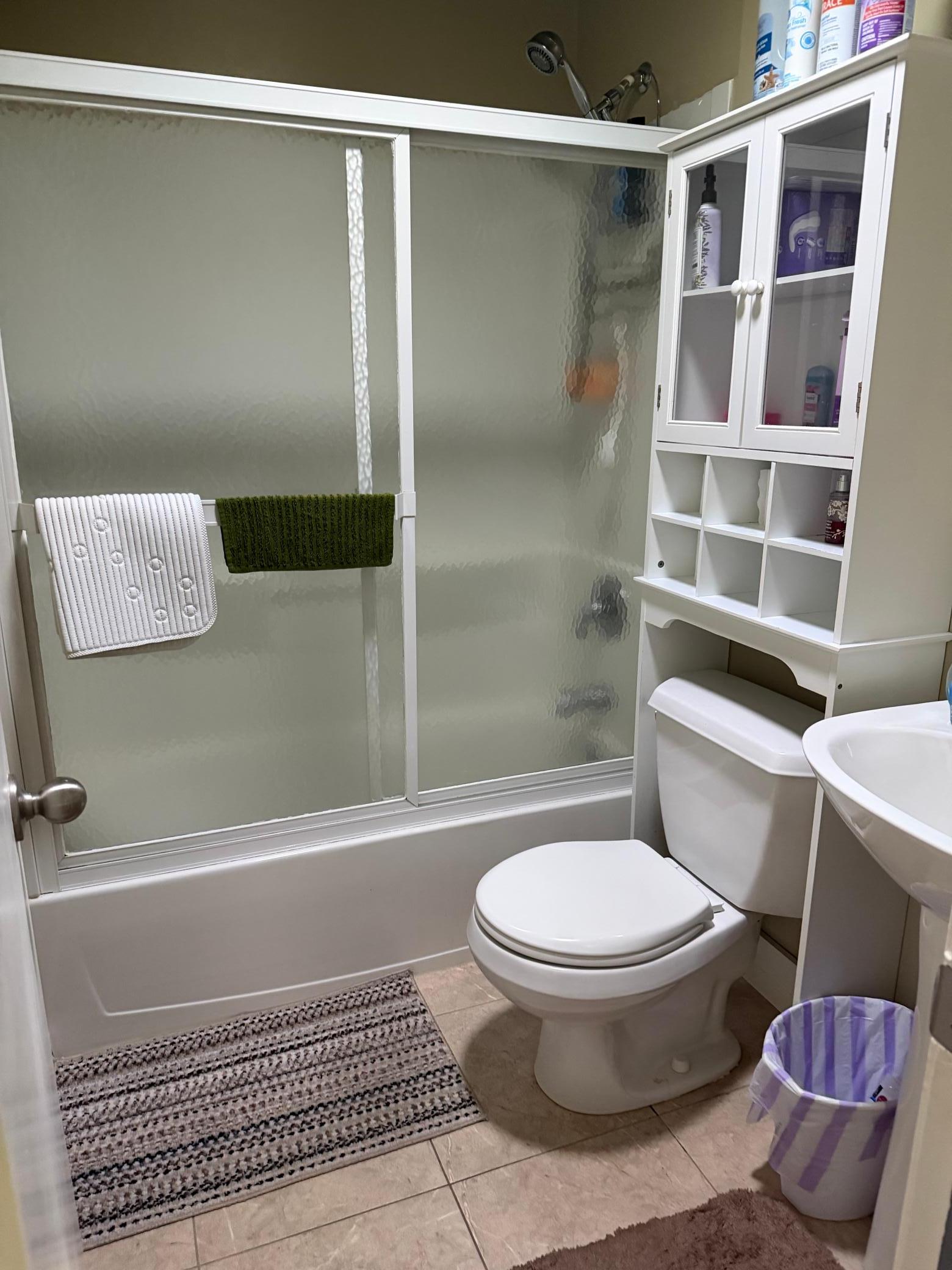 Bathroom.jpeg