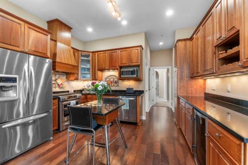 Kitchen includes eat-in