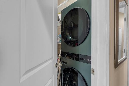 In-unit laundry has newer washer and dryer