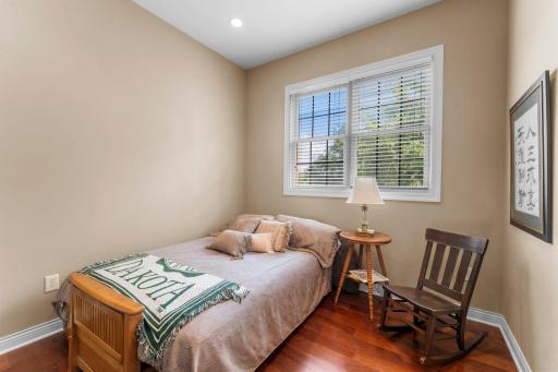 2nd bedroom, hobby room or office space