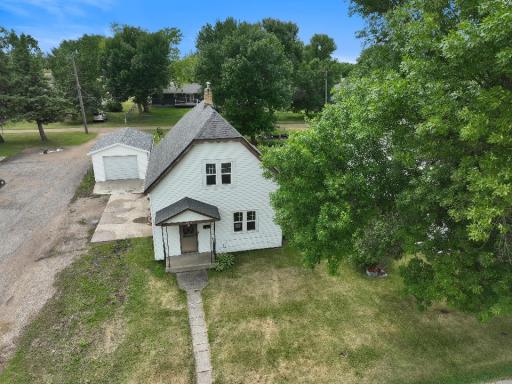 213 1st Street N, Ulen, MN 56585