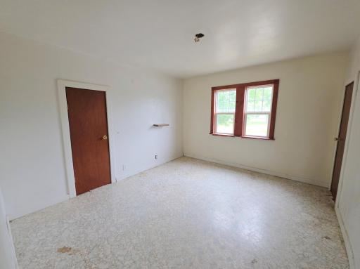 213 1st Street N, Ulen, MN 56585