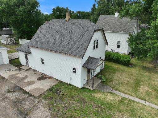 213 1st Street N, Ulen, MN 56585