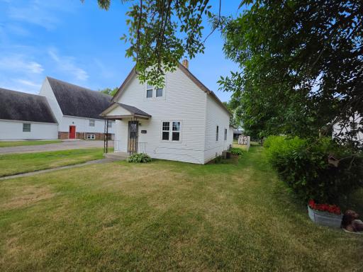 213 1st Street N, Ulen, MN 56585