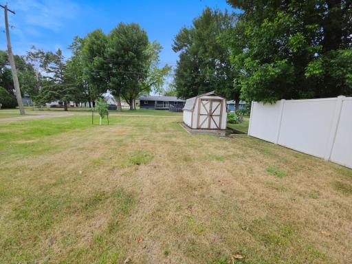 213 1st Street N, Ulen, MN 56585