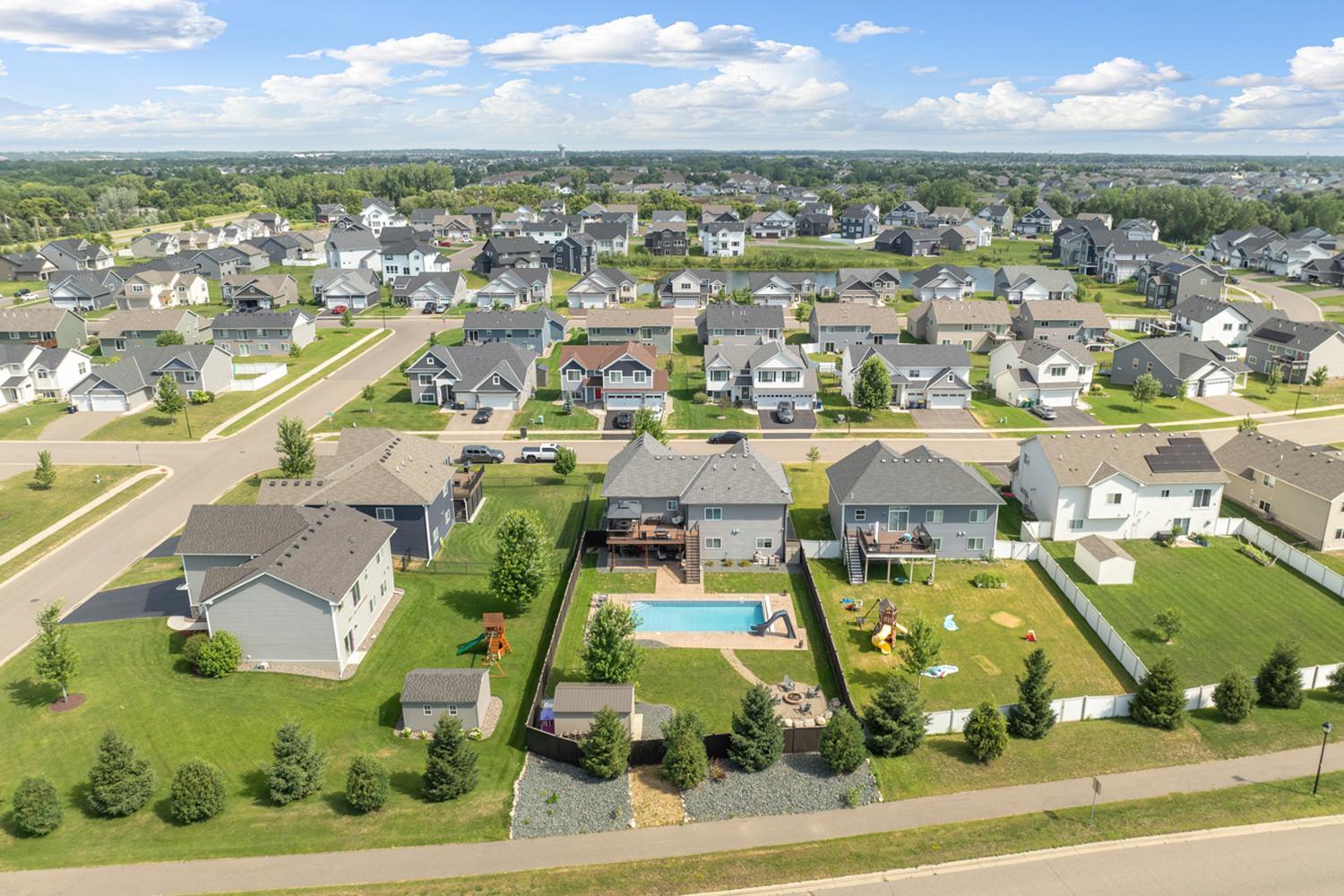 17838 Essex Lane-12.jpg