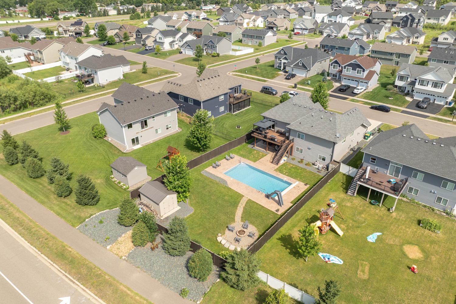 17838 Essex Lane-14.jpg