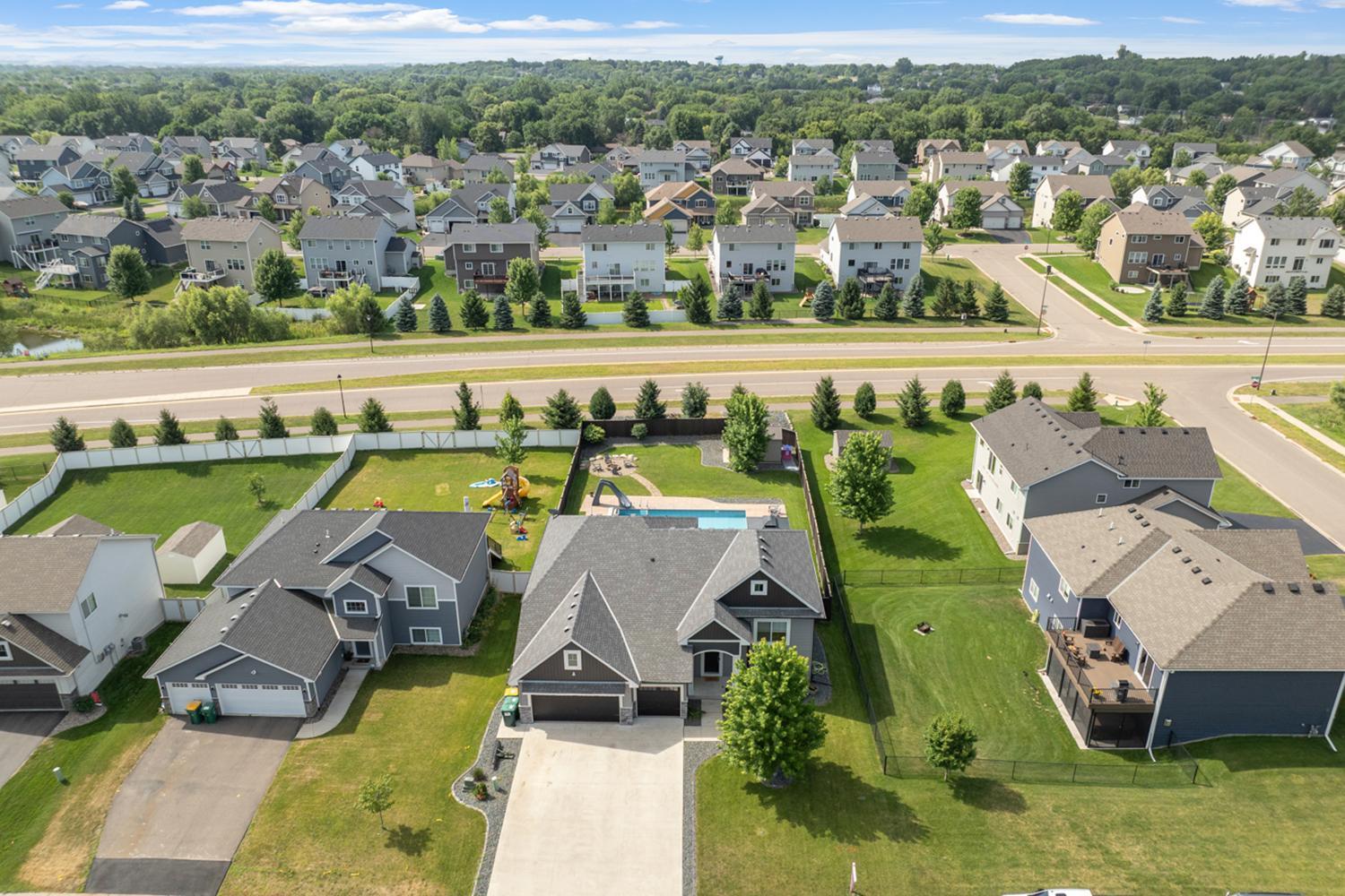 17838 Essex Lane-17.jpg