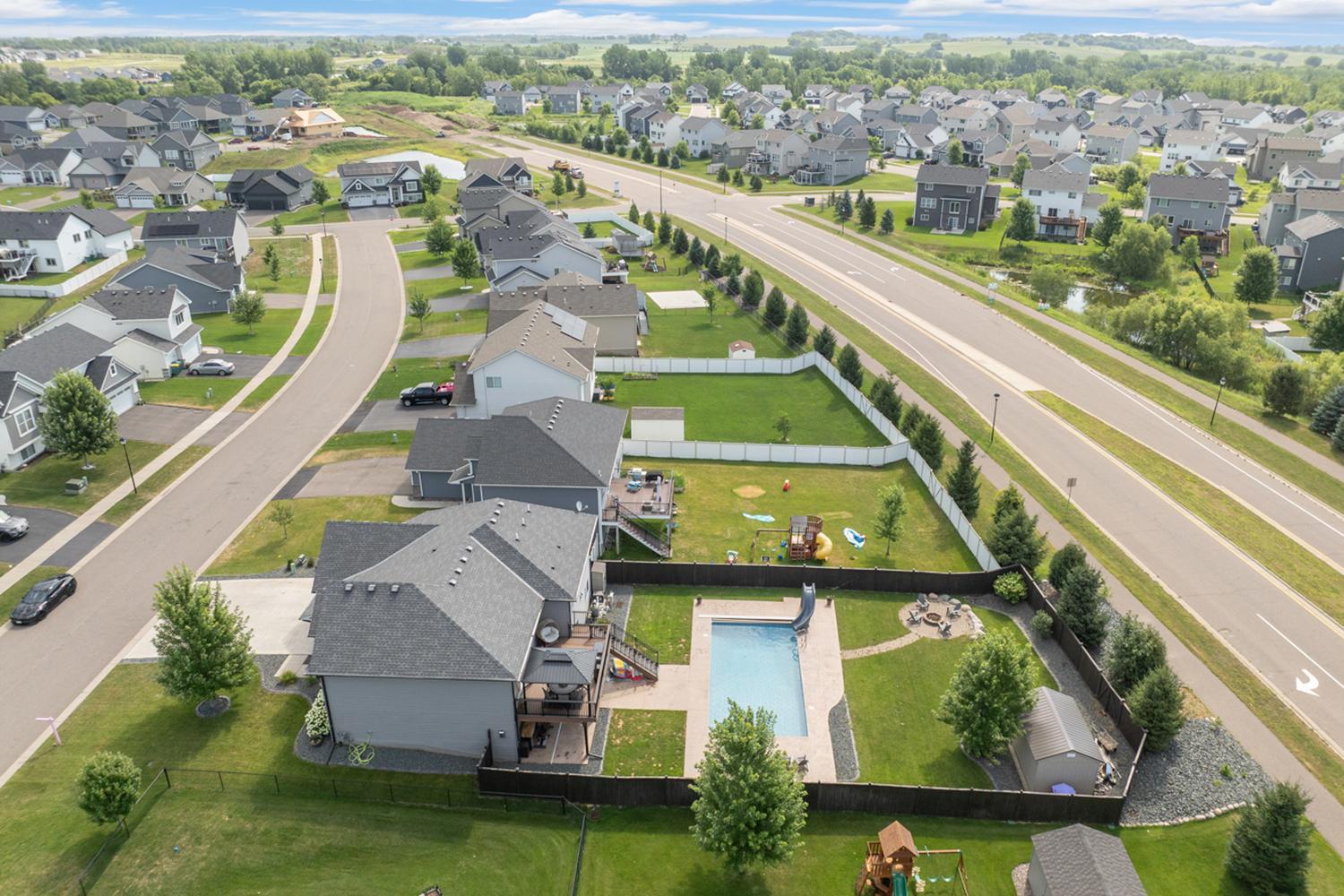 17838 Essex Lane-19.jpg