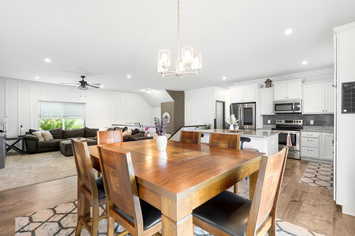 17838 Essex Lane-38.jpg