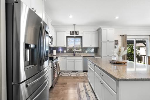 17838 Essex Lane, Lakeville, MN 55044