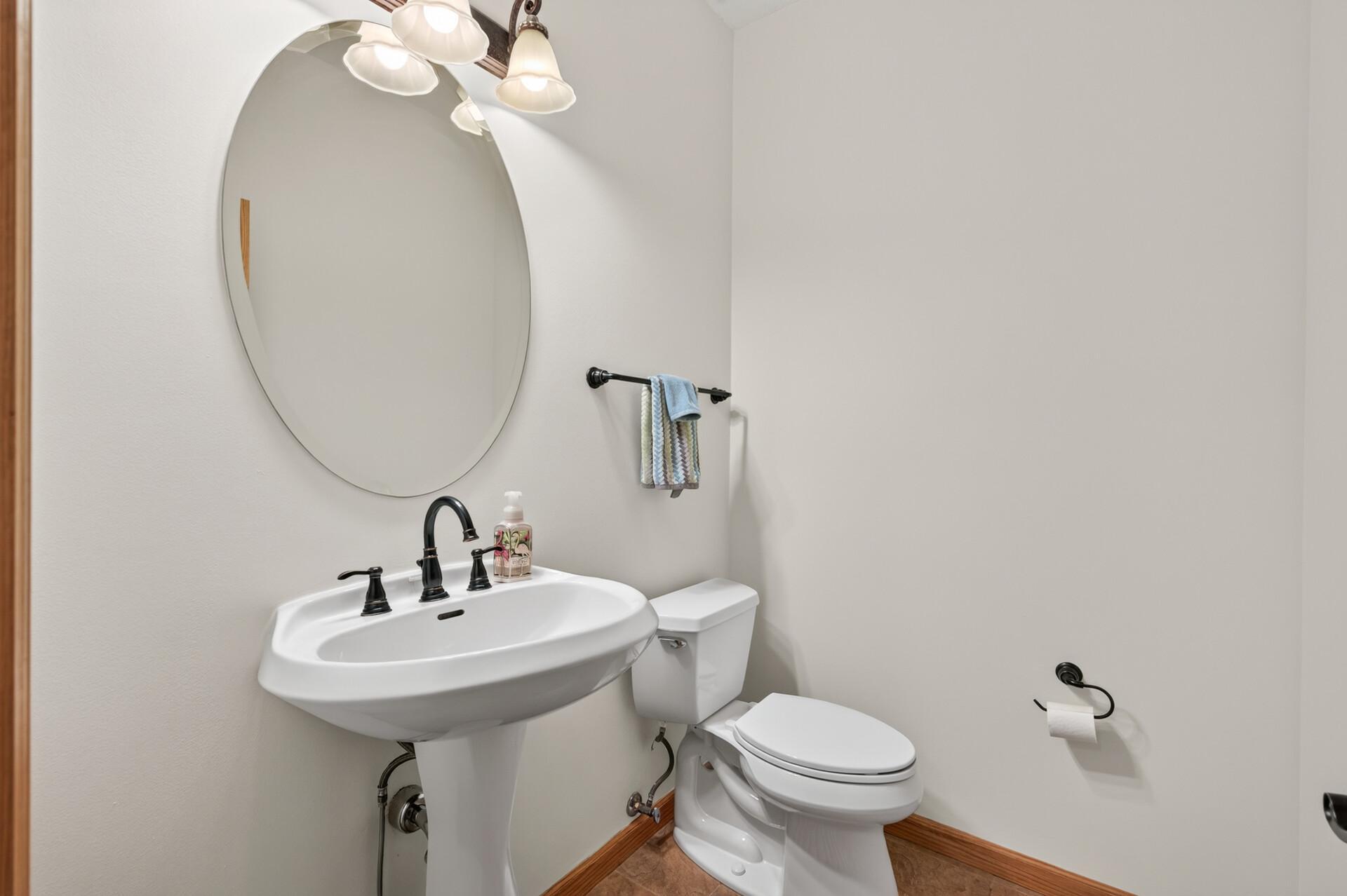 82_12572_224th20_mls.jpg