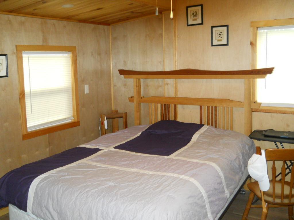Bedroom.JPG