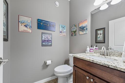135 Stoneridge Lane NE, Owatonna, MN 55060