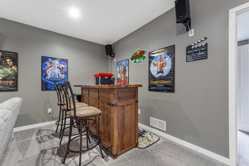 135 Stoneridge Lane NE, Owatonna, MN 55060