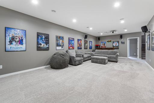 135 Stoneridge Lane NE, Owatonna, MN 55060