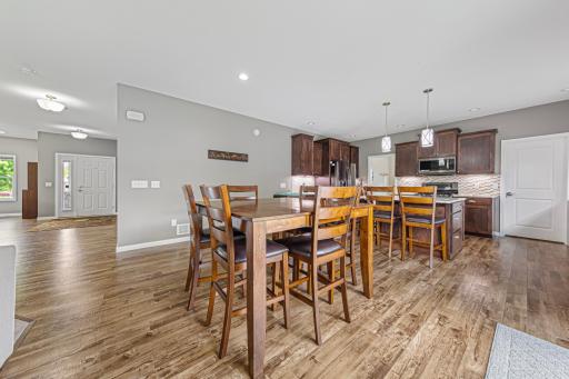 135 Stoneridge Lane NE, Owatonna, MN 55060