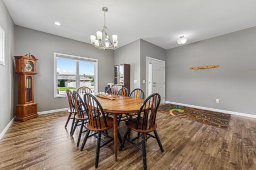 135 Stoneridge Lane NE, Owatonna, MN 55060
