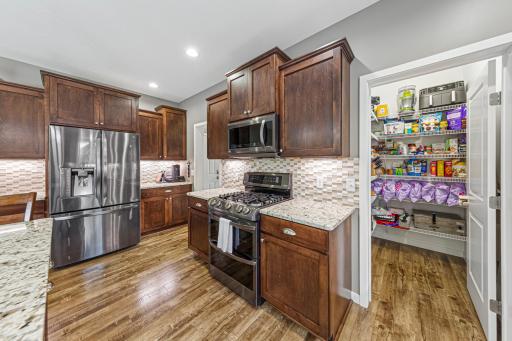 135 Stoneridge Lane NE, Owatonna, MN 55060