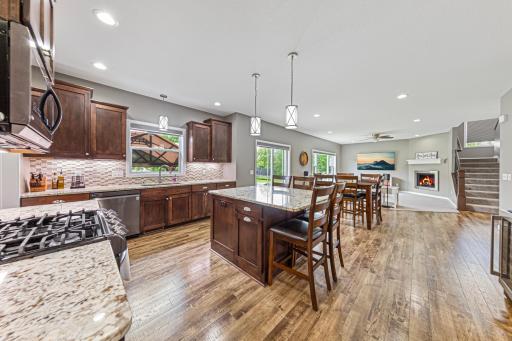 135 Stoneridge Lane NE, Owatonna, MN 55060