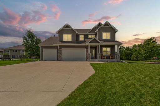 135 Stoneridge Lane NE, Owatonna, MN 55060