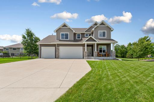 135 Stoneridge Lane NE, Owatonna, MN 55060