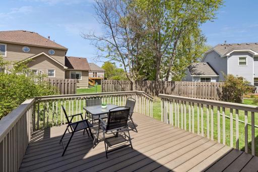 10270 Arrowwood Drive, Eden Prairie, MN 55347
