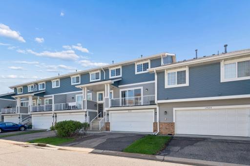17628 69th Place N, Maple Grove, MN 55311