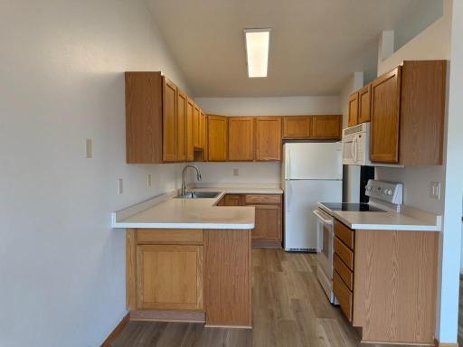 1010 Oak Place, West Fargo, ND 58078