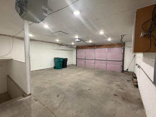 1010 Oak Place, West Fargo, ND 58078