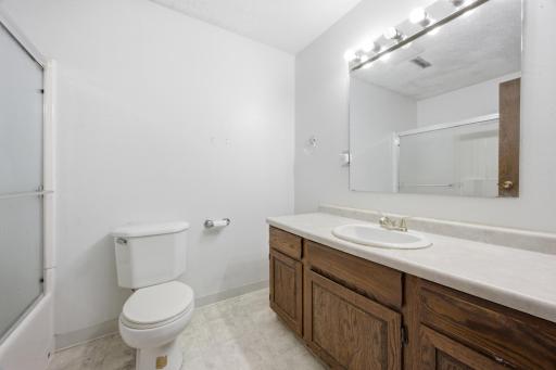 1345 146th Avenue SE, Galesburg, ND 58035