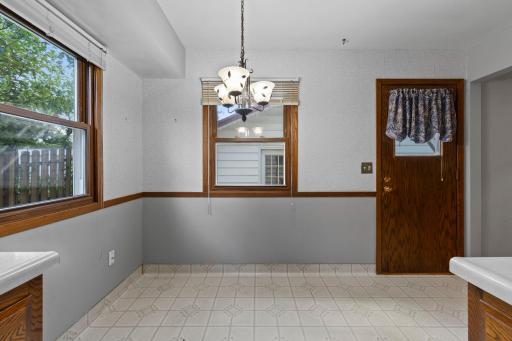 6836 Ewing Avenue N, Minneapolis, MN 55429