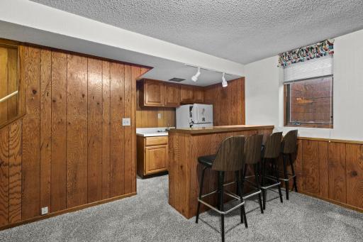 6836 Ewing Avenue N, Minneapolis, MN 55429