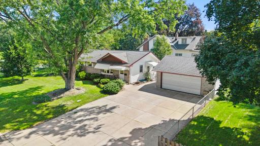 6836 Ewing Avenue N, Minneapolis, MN 55429