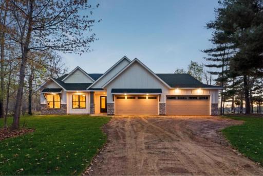 22133 Windy Ridge Road, Brainerd, MN 56401