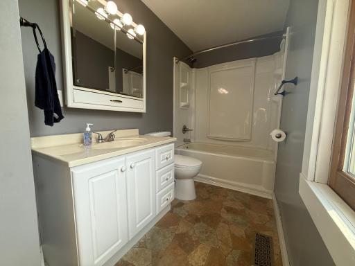 20. Main Floor Bathroom.jpg