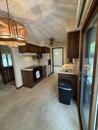 8633 Greenway Avenue S, Cottage Grove, MN 55016