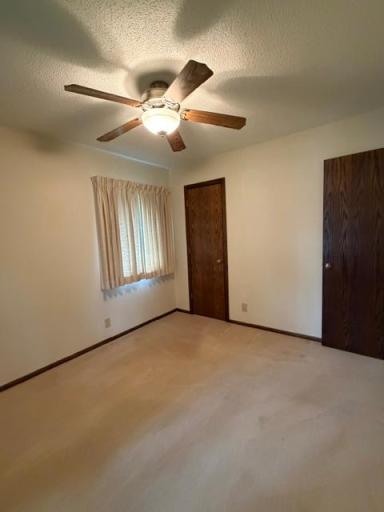 8633 Greenway Avenue S, Cottage Grove, MN 55016